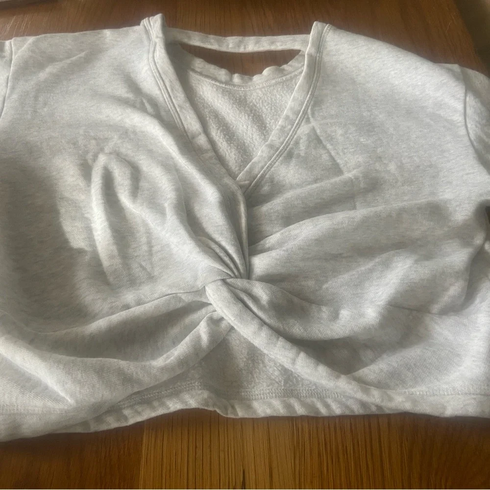 Old Navy Active Girls Size 10 Cropped Sweatshirt